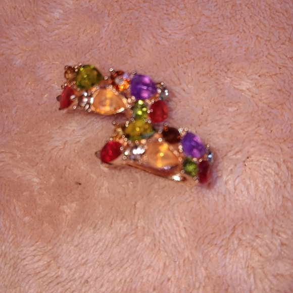 Multicolor Earrings circ circony comes in a velvet pouch - Picture 3 of 3